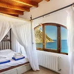 Lunablanca Villa