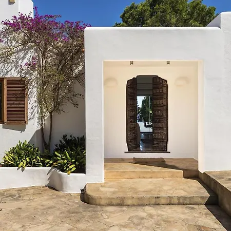 Lunablanca * Santa Eulària des Riu